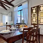 Le Masque Terrace Prestige *