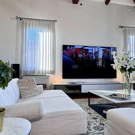 Le Masque Terrace Prestige Appartement *